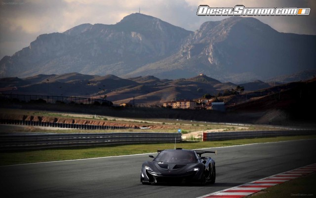 McLaren P1 GTR 2015 Widescreen Picture #3 McLaren P1 GTR 2015 Widescreen Picture #3