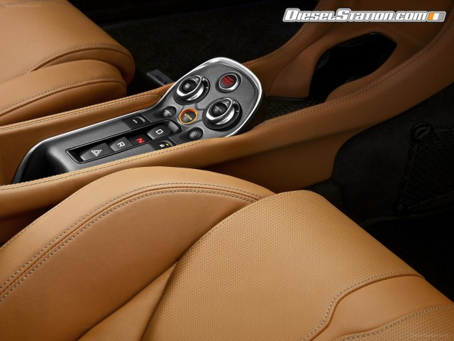 McLaren TT Coupe Picture #35 McLaren TT Coupe Picture #35