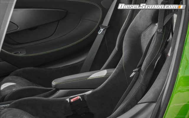 McLaren TT Coupe Widescreen Picture #120 McLaren TT Coupe Widescreen Picture #120