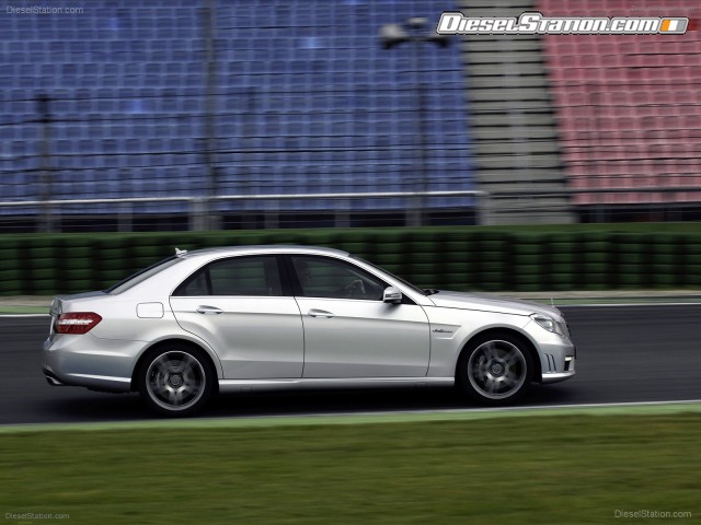 Mercedes 2009 E 63 AMG Picture #9 Mercedes 2009 E 63 AMG Picture #9