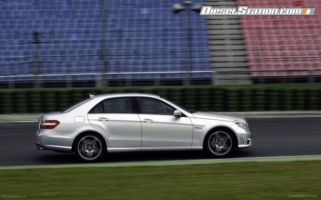 Mercedes 2009 E 63 AMG Widescreen Picture #23 Mercedes 2009 E 63 AMG Widescreen Picture #23