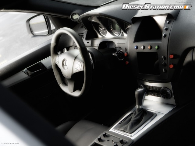 Mercedes 2009 SL63 AMG F1 Medical Car Picture #5 Mercedes 2009 SL63 AMG F1 Medical Car Picture #5