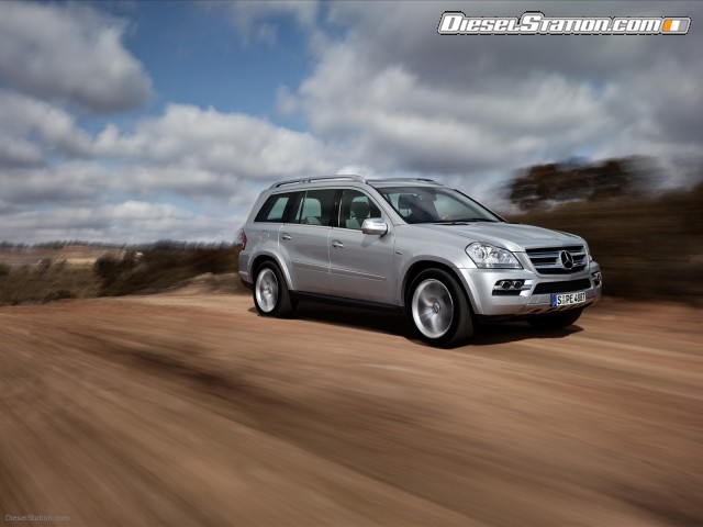 Mercedes 2009 SUV campaign Picture #24 Mercedes 2009 SUV campaign Picture #24
