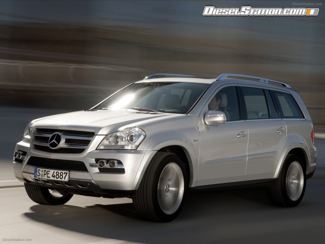 Mercedes 2009 SUV campaign Picture #20 Mercedes 2009 SUV campaign Picture #20
