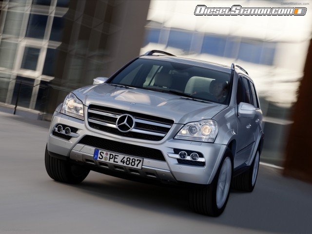 Mercedes 2009 SUV campaign Picture #35 Mercedes 2009 SUV campaign Picture #35