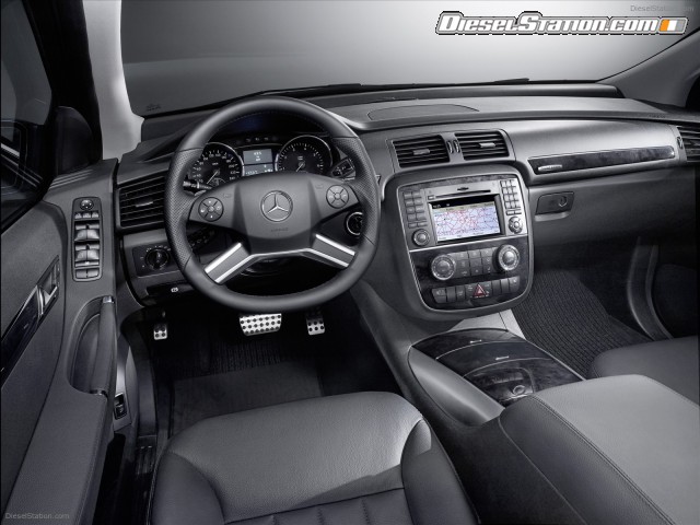 Mercedes 2009 SUV campaign Picture #33 Mercedes 2009 SUV campaign Picture #33