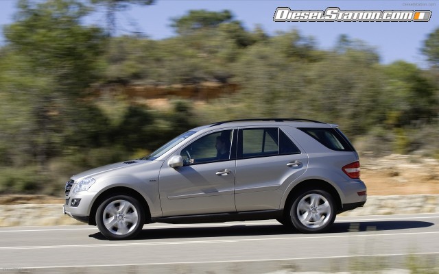 Mercedes 2009 SUV campaign Widescreen Picture #34 Mercedes 2009 SUV campaign Widescreen Picture #34