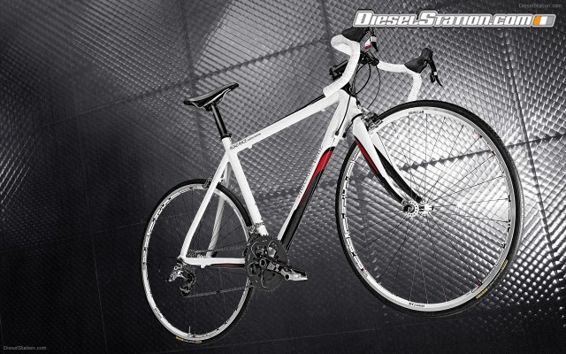 Mercedes 2010 Bicycles Widescreen Picture #24 Mercedes 2010 Bicycles Widescreen Picture #24