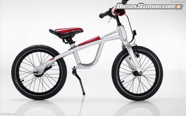 Mercedes 2010 Bicycles Widescreen Picture #27 Mercedes 2010 Bicycles Widescreen Picture #27