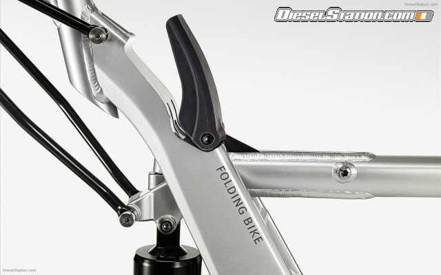 Mercedes 2010 Bicycles Widescreen Picture #2 Mercedes 2010 Bicycles Widescreen Picture #2