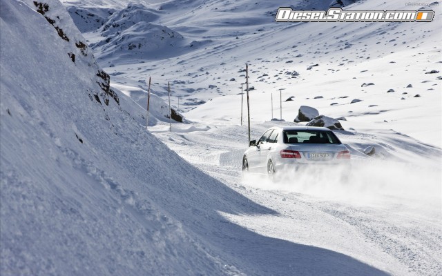 Mercedes 2010 E Class 4Matic Widescreen Picture #52 Mercedes 2010 E Class 4Matic Widescreen Picture #52