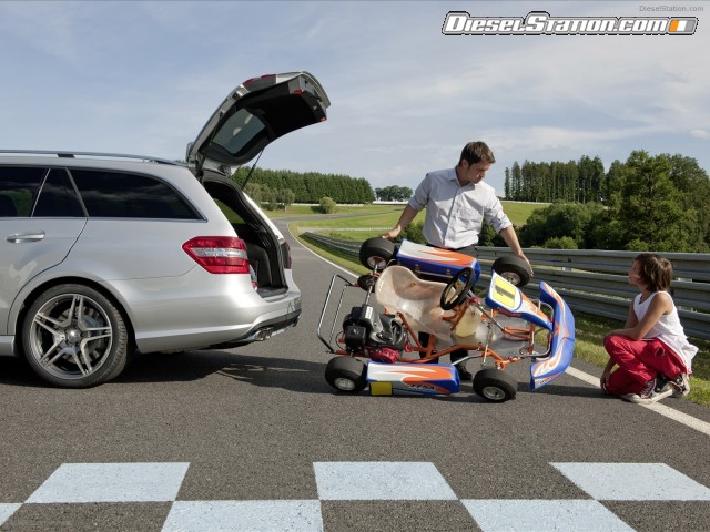 Mercedes 2010 E63 AMG Estate Picture #7 Mercedes 2010 E63 AMG Estate Picture #7