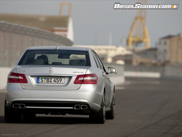 Mercedes 2010 E63 AMG Picture #4 Mercedes 2010 E63 AMG Picture #4