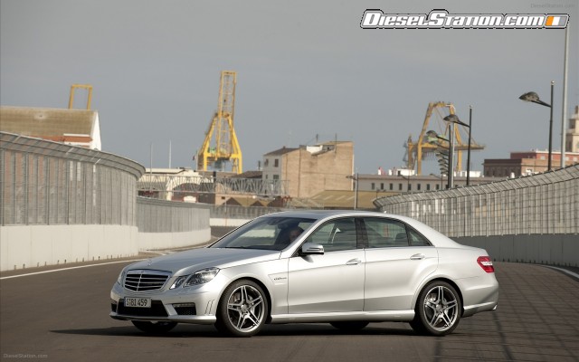 Mercedes 2010 E63 AMG Widescreen Picture #9 Mercedes 2010 E63 AMG Widescreen Picture #9