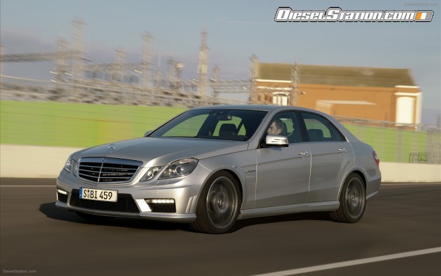 Mercedes 2010 E63 AMG Widescreen Picture #13 Mercedes 2010 E63 AMG Widescreen Picture #13