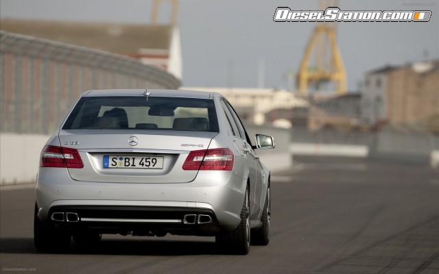 Mercedes 2010 E63 AMG Widescreen Picture #3 Mercedes 2010 E63 AMG Widescreen Picture #3