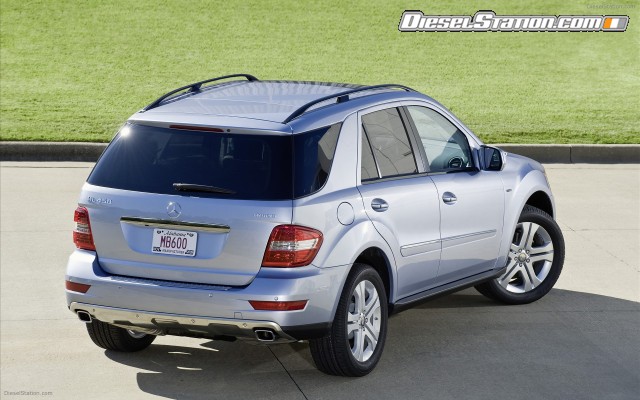 Mercedes 2010 ML450 Hybrid Widescreen Picture #21 Mercedes 2010 ML450 Hybrid Widescreen Picture #21