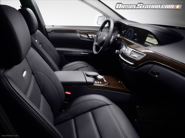 Mercedes 2010 S63 AMG Picture #1 Mercedes 2010 S63 AMG Picture #1