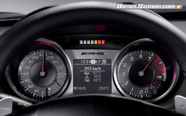 Mercedes 2011 SLS AMG Interior Widescreen Picture #2 Mercedes 2011 SLS AMG Interior Widescreen Picture #2
