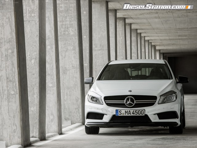 Mercedes A45 AMG 2014 Picture #2 Mercedes A45 AMG 2014 Picture #2