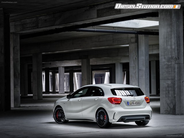 Mercedes A45 AMG 2014 Picture #13 Mercedes A45 AMG 2014 Picture #13