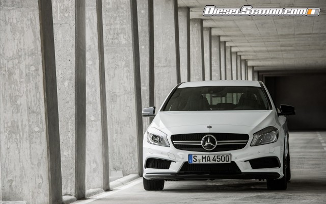 Mercedes A45 AMG 2014 Widescreen Picture #16 Mercedes A45 AMG 2014 Widescreen Picture #16