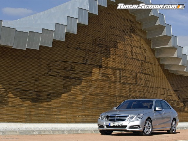 Mercedes All New 2010 E Class Picture #35 Mercedes All New 2010 E Class Picture #35