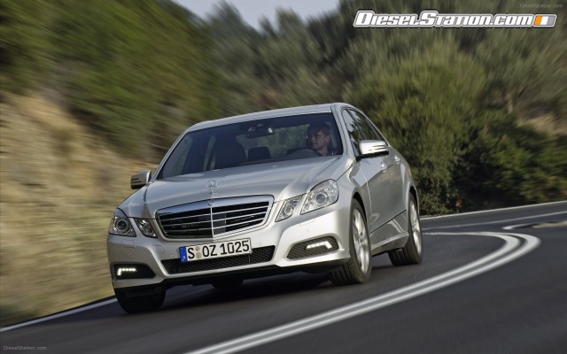 Mercedes All New 2010 E Class Widescreen Picture #22 Mercedes All New 2010 E Class Widescreen Picture #22