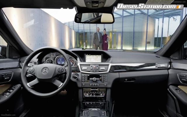 Mercedes All New 2010 E Class Widescreen Picture #37 Mercedes All New 2010 E Class Widescreen Picture #37