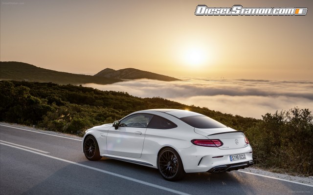 Mercedes Benz C63 AMG Coupe 2017 Widescreen Picture #20 Mercedes Benz C63 AMG Coupe 2017 Widescreen Picture #20