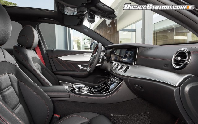 Mercedes Benz E43 AMG 4Matic 2017 Widescreen Picture #4 Mercedes Benz E43 AMG 4Matic 2017 Widescreen Picture #4