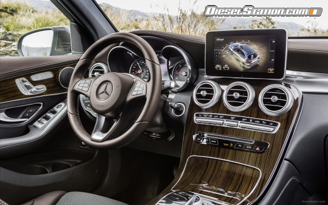 Mercedes Benz GLC 2016 Widescreen Picture #24 Mercedes Benz GLC 2016 Widescreen Picture #24