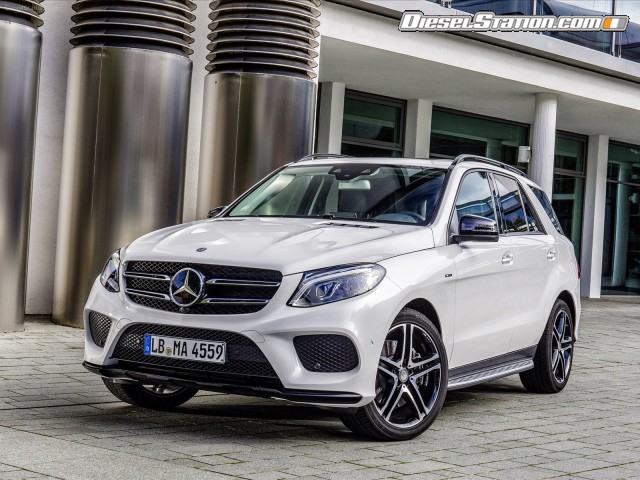 Mercedes Benz GLE450 AMG 4Matic Picture #15 Mercedes Benz GLE450 AMG 4Matic Picture #15