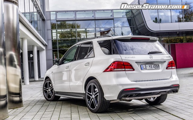 Mercedes Benz GLE450 AMG 4Matic Widescreen Picture #7 Mercedes Benz GLE450 AMG 4Matic Widescreen Picture #7
