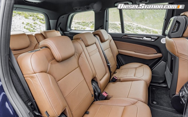 Mercedes Benz GLS 2017 Widescreen Picture #36 Mercedes Benz GLS 2017 Widescreen Picture #36