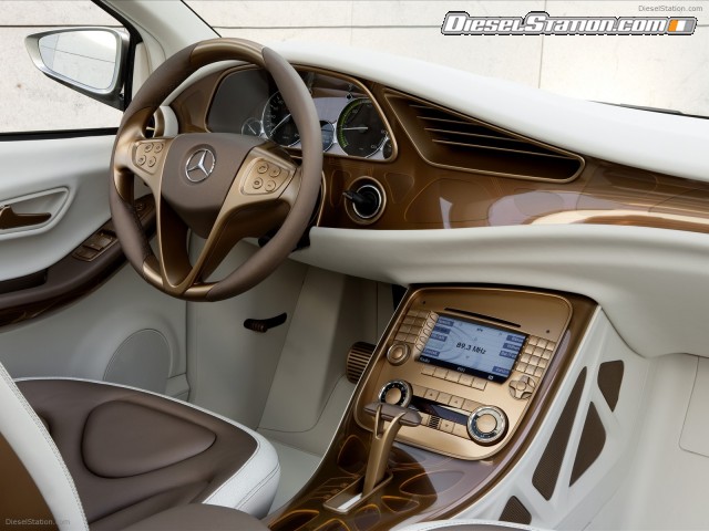 Mercedes BlueZERO E CELL PLUS Picture #18 Mercedes BlueZERO E CELL PLUS Picture #18