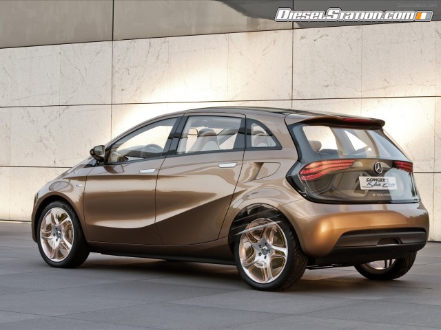 Mercedes BlueZERO E CELL PLUS Picture #12 Mercedes BlueZERO E CELL PLUS Picture #12