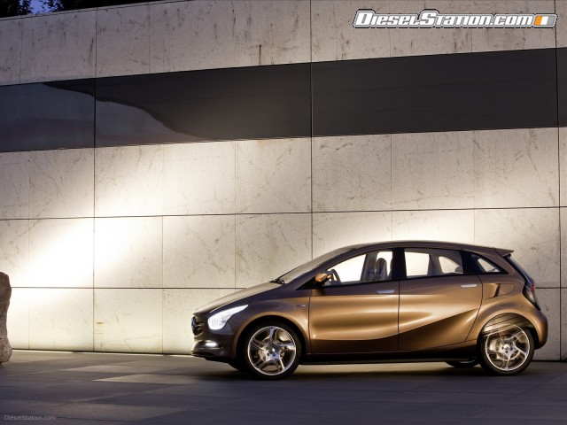 Mercedes BlueZERO E CELL PLUS Picture #5 Mercedes BlueZERO E CELL PLUS Picture #5