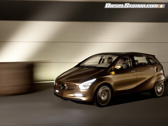 Mercedes BlueZERO E CELL PLUS Picture #10 Mercedes BlueZERO E CELL PLUS Picture #10