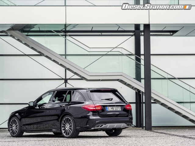 Mercedes C 450 AMG Sport 4MATIC 2016 Picture #18 Mercedes C 450 AMG Sport 4MATIC 2016 Picture #18