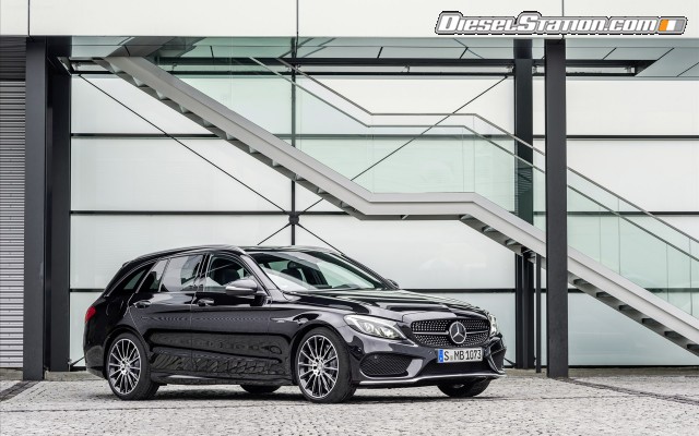 Mercedes C 450 AMG Sport 4MATIC 2016 Widescreen Picture #19 Mercedes C 450 AMG Sport 4MATIC 2016 Widescreen Picture #19