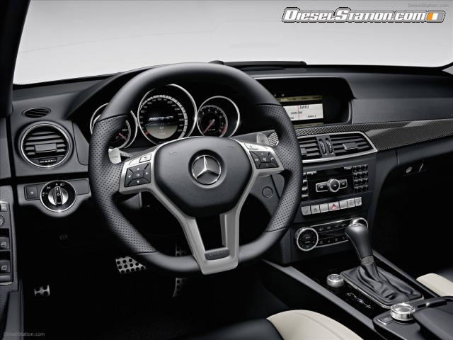 Mercedes C 63 AMG 2012 Picture #39 Mercedes C 63 AMG 2012 Picture #39