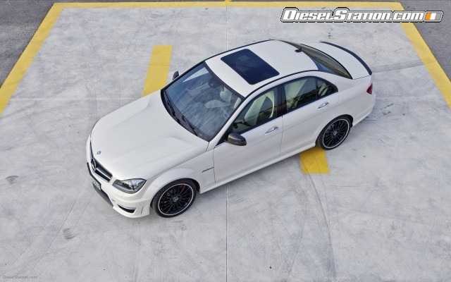 Mercedes C 63 AMG 2012 Widescreen Picture #9 Mercedes C 63 AMG 2012 Widescreen Picture #9