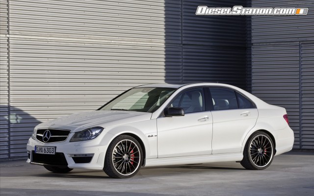 Mercedes C 63 AMG 2012 Widescreen Picture #17 Mercedes C 63 AMG 2012 Widescreen Picture #17