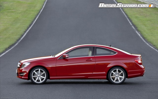 Mercedes C Class Coupe  2012 Widescreen Picture #42 Mercedes C Class Coupe  2012 Widescreen Picture #42
