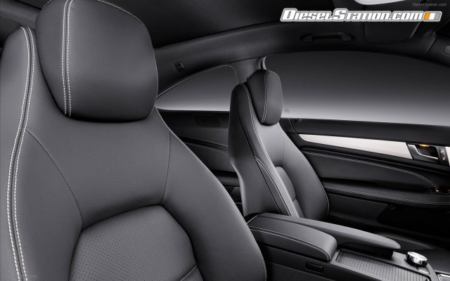 Mercedes C Class Coupe  2012 Widescreen Picture #1 Mercedes C Class Coupe  2012 Widescreen Picture #1