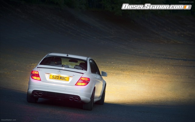 Mercedes C Class DR 520 2011 Widescreen Picture #9 Mercedes C Class DR 520 2011 Widescreen Picture #9