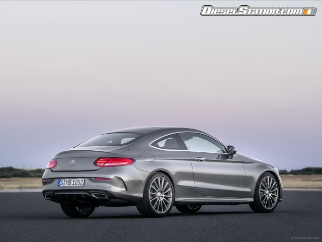 Mercedes C300 2017 Picture #25 Mercedes C300 2017 Picture #25