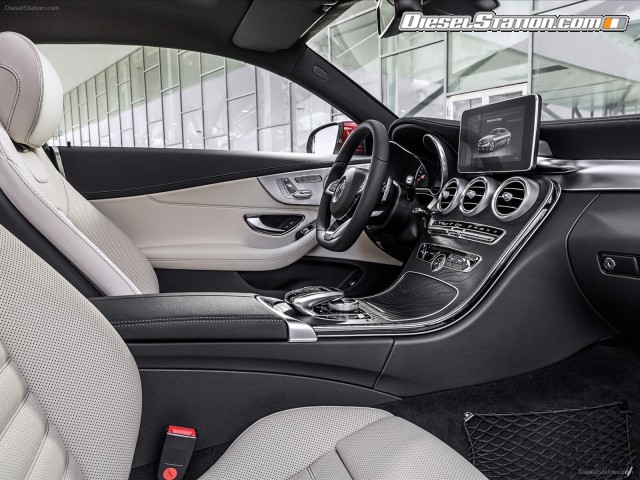 Mercedes C300 2017 Picture #42 Mercedes C300 2017 Picture #42