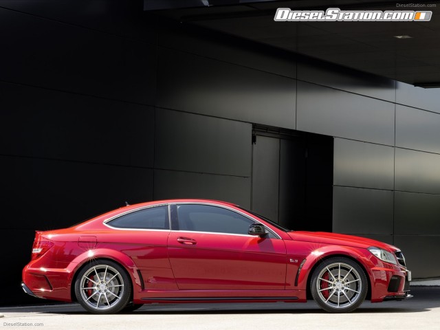 Mercedes C63 AMG Coupe Black Series 2012 Picture #10 Mercedes C63 AMG Coupe Black Series 2012 Picture #10